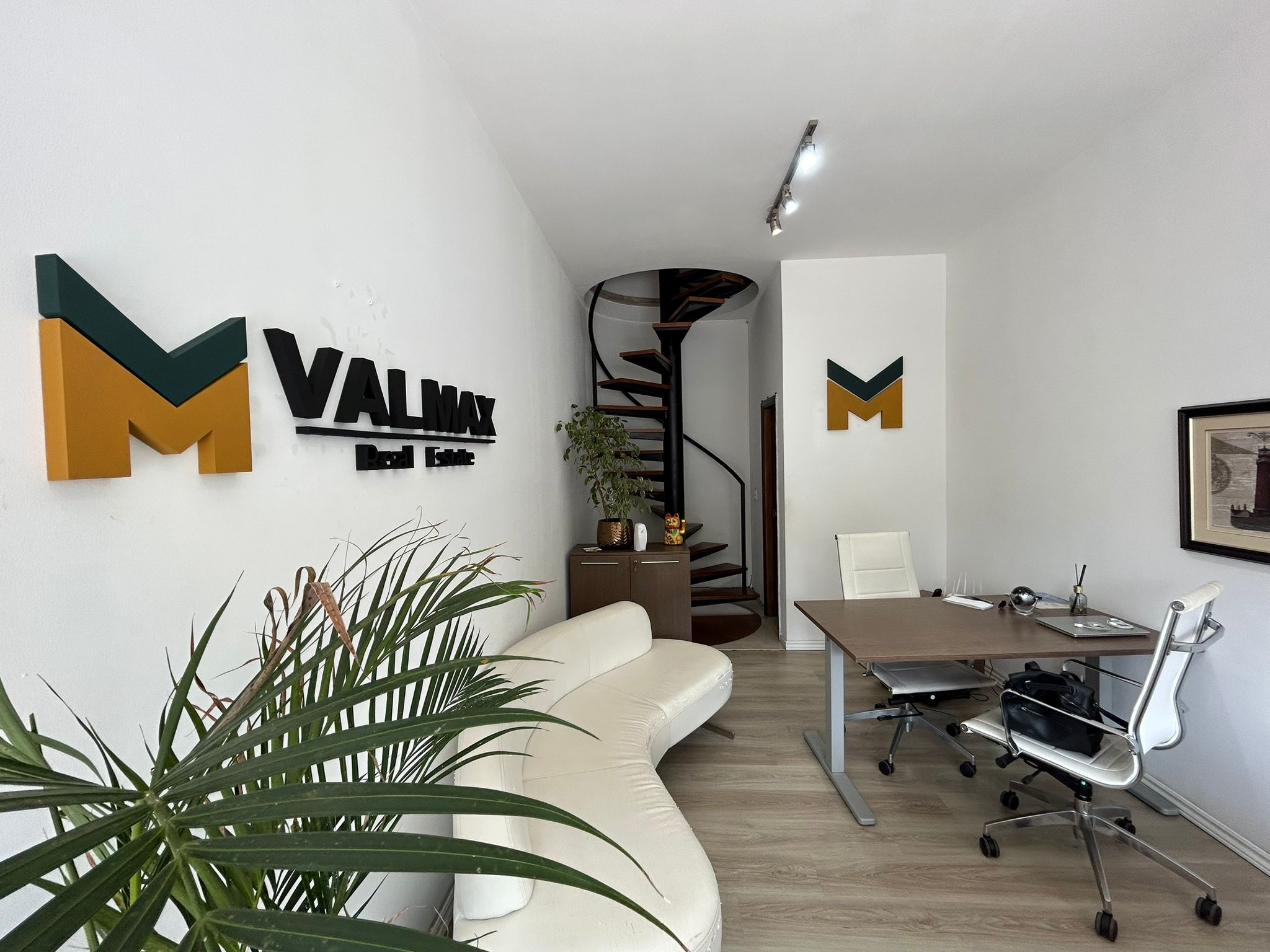 Oficina Valmax Real Estate